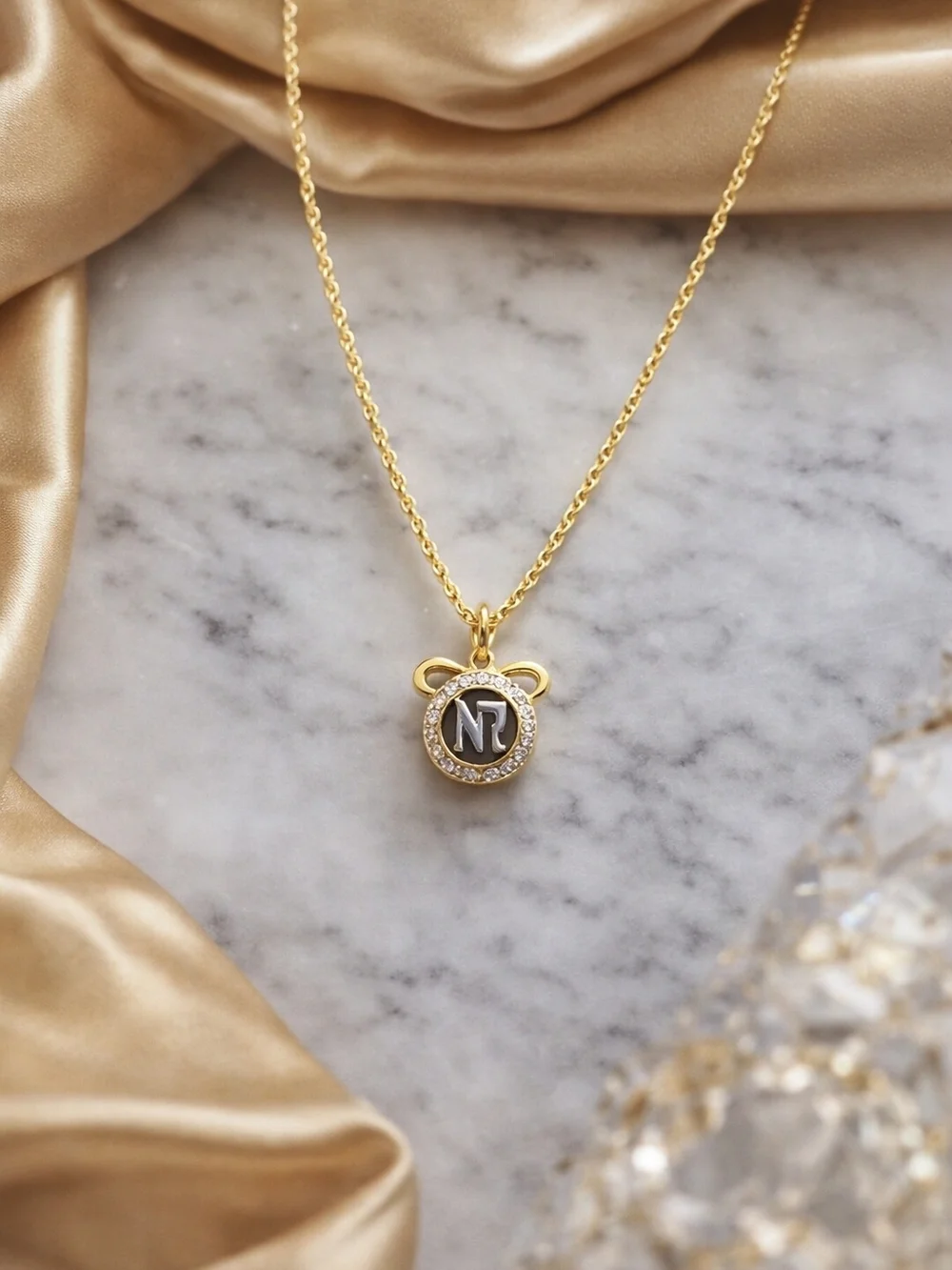 ✨️Nina Ricci Gold Plated NR Logo Pendant Necklace w/ Swarovski Crystals 16-18”